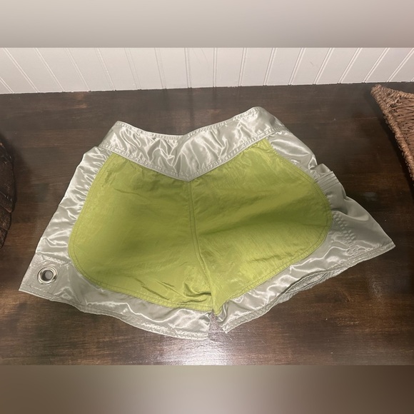 Immersion research board shorts size 6. Green and silver. 100% nylon - Picture 2 of 5